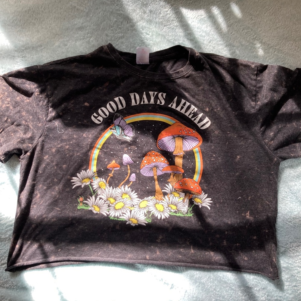 Mushroom crop top